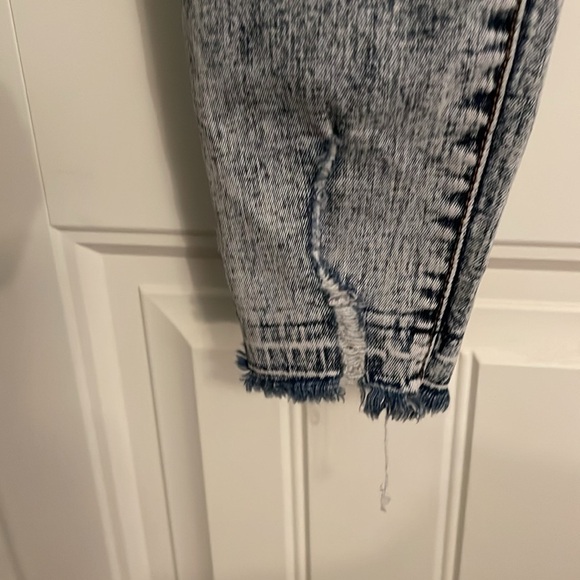 High Rise Button‎ Fly S.O.N.G Curvy Shark Bite Skinny Jeans women’s Sz 27 Blue - Picture 3 of 15